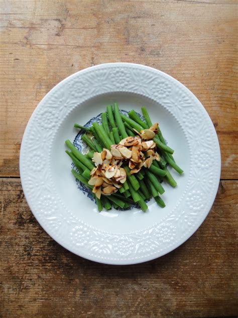Green Beans With Browned Butter And Almonds Makan With Cherry