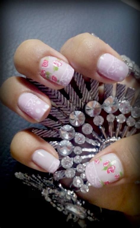 Diseño de uñas ROMANTIC con rosas y colores pasteles Nails Diy Beauty