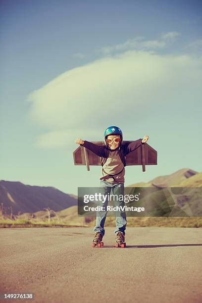 Airline Pilot Wings Photos And Premium High Res Pictures Getty Images
