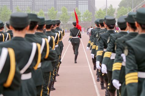 北师大女子国旗护卫队在北京国旗仪仗队检阅式比赛中获一等奖 北京师范大学新闻网