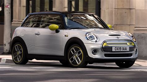 Mini Cooper Se Purely Electric Drive Youtube