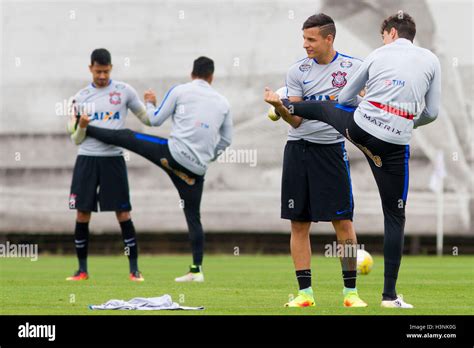 S O Paulo Sp Treino Do Corinthians William Arana