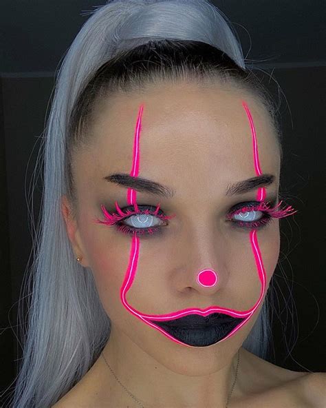 🌹queen Of Neon👑 Annamakeup Artist • Instagram Photos And Videos Amazing Halloween Makeup