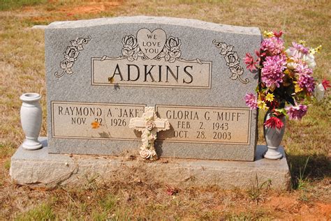 Gloria G Adkins 1943 2003 Monumento Find A Grave