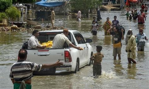 10 More Die As Major Parts Of Karachi Remain Powerless A Day After Record Rain Pakistan Dawn