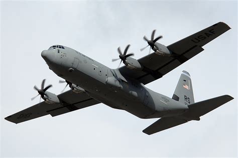 Lockheed C-130 Fotos - Flugzeug-bild.de