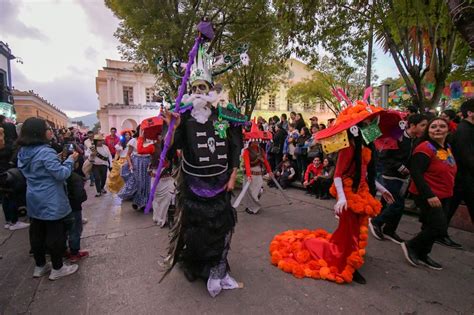 Ayuntamiento De Sclc Realiza Desfile De Catrines Y Catrinas H