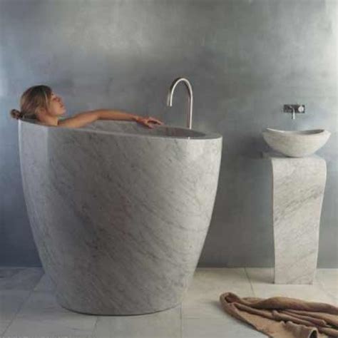 Small Marble Soaking Tubs For Tiny Bathroom