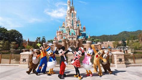 Hong Kong Disneyland Xứ Sở Diệu Kỳ Không Thể Bỏ Lỡ