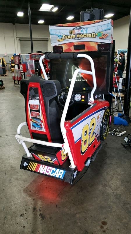 Nascar Team Racing Deluxe 46 Lcd Racing Arcade Game Global Vr 2