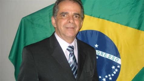No Acre Casal Gay Ironiza Delegado Que Disse Que Eles Deveriam Levar Surra Seus Lindos