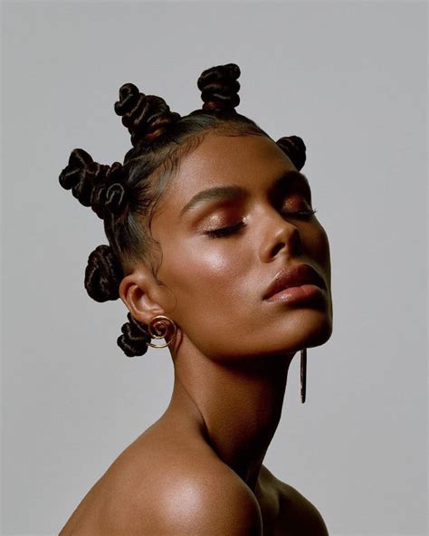 Model Tina Kunakey In Marc Jacobs Beauty Gold Shimmery Eye Bronzed Skin And Nude Lips Artofit