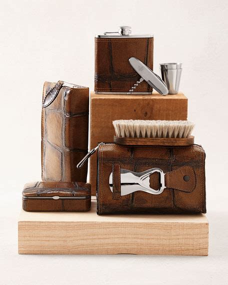 Travel Shoe Shine Kit