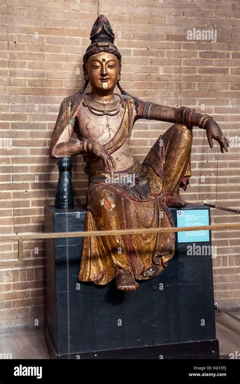 Statue Of Guanyin Jin Dynasty Ce 1115 1234 China Wood University