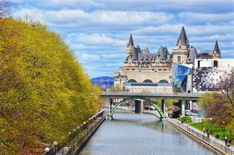 Take a Vacation in Ottawa at the Fairmont Château Laurier — travelingmitch