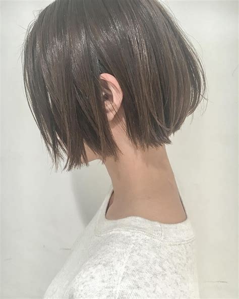 シンプル だから オシャレ そんな、感覚に合わせたヘアデザイン提案します ︎ ボブ 切りっぱなしボブ ショートボブ 洒落感 抜け感 大人可愛い ヘア