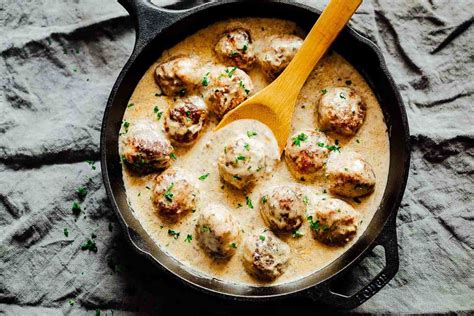 Creamy Chicken Meatballs In Mushroom Sauce Ready In 30 Minutes