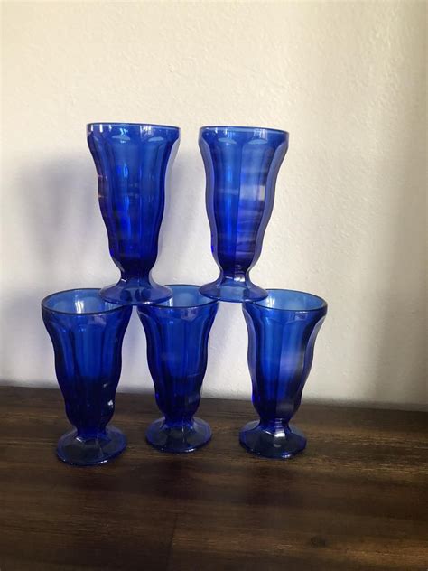 Cobalt Ice Cream Dishes Parfait Anchor Hocking Set Of 5 Blue Etsy Ice Cream Dishes Cobalt