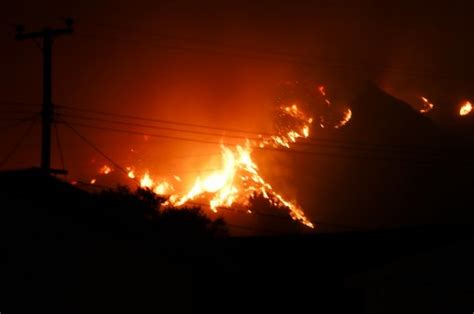 Emisoras Unidas Fotogaler A Devastador Incendio Obliga A Evacuar A