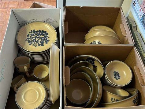Assorted Pfaltzgraff Dishes H Barry Smith Realtors Auctioneers And
