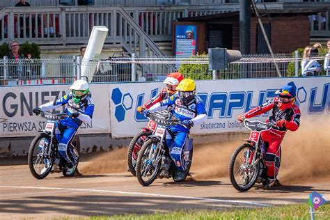 Start Gniezno vs Texom Stal Rzeszów Pierwsza bitwa o awans do 1 ligi