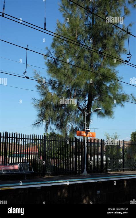 Canley Vale railway station Stock Photo - Alamy