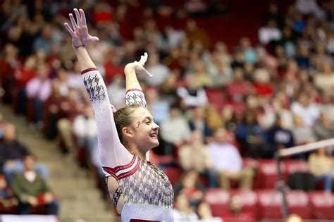 Alabama Gymnastics Defeats Arkansas on the Road