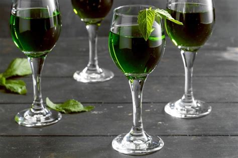 Make Homemade Creme De Menthe For Cocktails Desserts And Ts