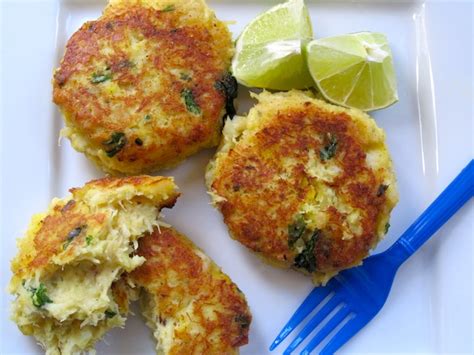 Cod Fish and Yuca Cakes - My Colombian Recipes