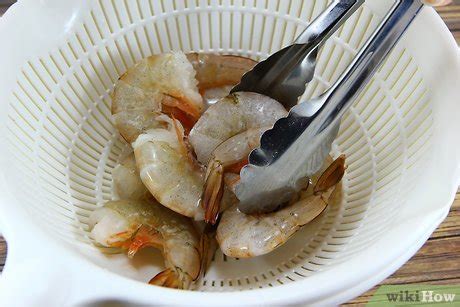 3 Ways to Thaw Frozen Shrimp - wikiHow