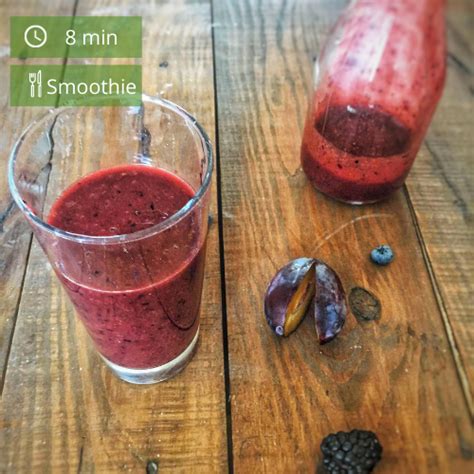 Blauwe Bessen Smoothie Met Pruimen