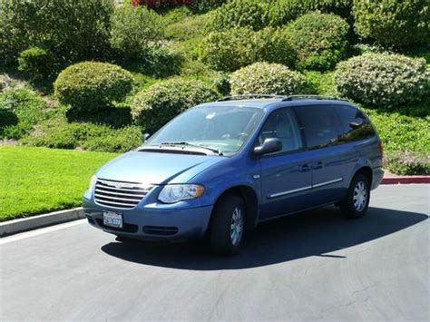 Sell Used 2005 Chrysler Town And Country Minivan In Laguna Niguel