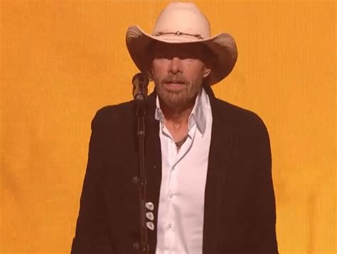 Toby Keith Accepts Icon Award At Peoples Choice Country Awards