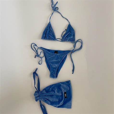 BLUE TRIANGL BIKINI SET Fits Like A Size 6 8 MEDIUM Depop