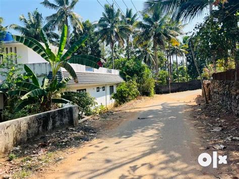 4 Acers Land For Sale Near Thrissur Per Cent 1 Laks Amballoor NH 5 Km