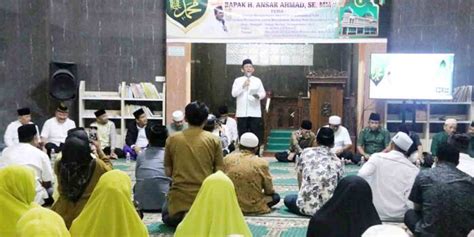 Hadiri Peringatan Maulid Nabi Di Masjid Al Barkah Batam Gubernur Ansar