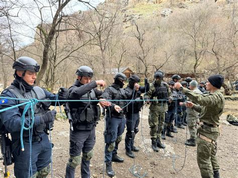 Fsk Ja Dhe Policia E Kosovës Realizojnë Trajnimin E Adaptuar Nga
