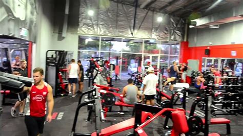 World Gym Burleigh Tour Youtube