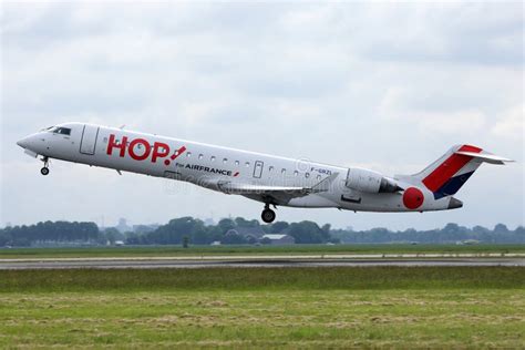 HOP Air France Despegando De La Pista Del Aeropuerto Fotografía