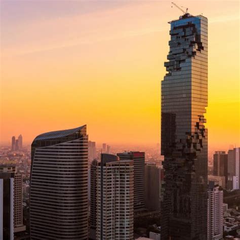 KING POWER MAHANAKHON - KING POWER MAHANAKHON