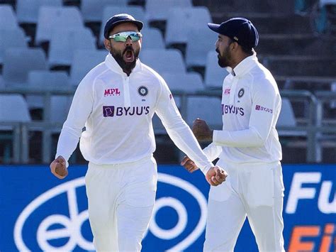 Kohli New Record Virat Kohli Takes Sharp Catch Of Temba Bavuma In