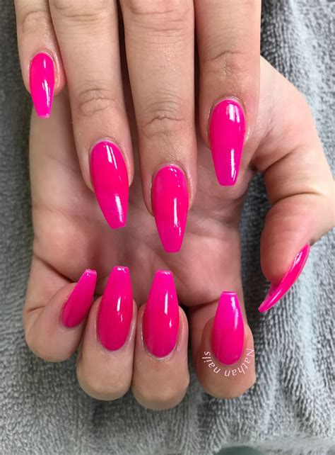 Summery Hot Pink Coffin Nails Pink Acrylic Nails Hot Pink Nails Nail Designs Hot Pink