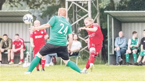 Bunder Viebahn Ist Zweitbester Spieler Der Bezirksliga Rheiderland