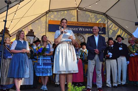 Bodensee Weinprinzessin Angela Staneker Aus Hagnau Gekr Nt S Dkurier