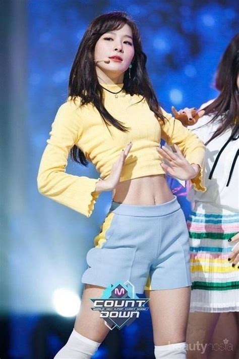 Sering Pamer Abs Begini Potret Body Goals Seulgi Red Velvet