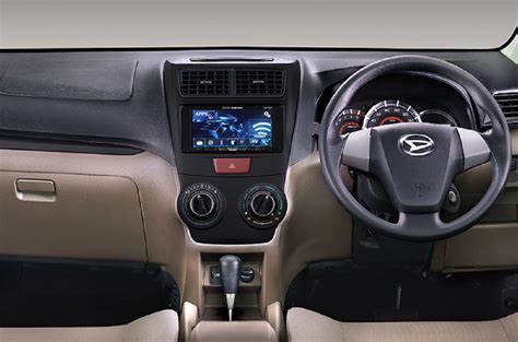 Daihatsu Xenia Interior