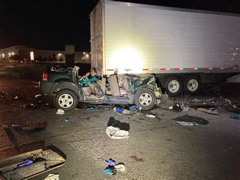 Las Vegas Police Call Motorists Fatal Suspected Dui Crash Into Semi