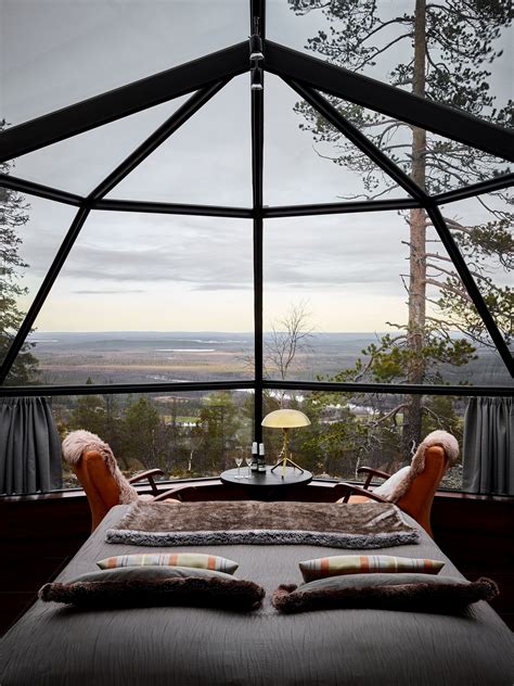 Levin Iglut - Golden Crown - Glass Igloos With Views On The Wilderness