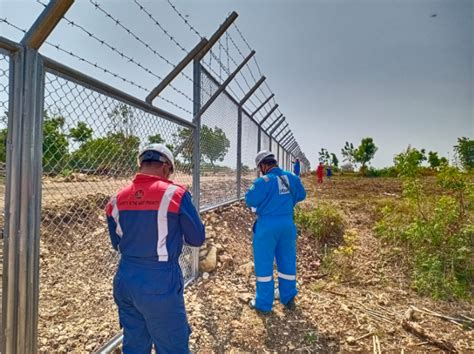 On Track Tuban Grr Project Successfully Absorbs Local Workers