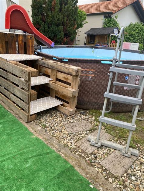 Pooltreppe Aus Palettemm Beln Backyard Pool Swimming Pools Backyard